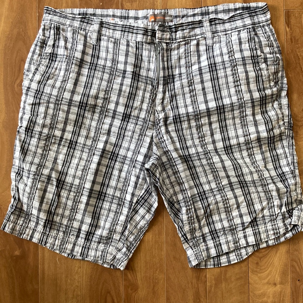 ❤️‍🔥5/20$ 5$💜MOUNTAIN RIDGE💫 Mens White/Black Cotton Striped Knee High Shorts